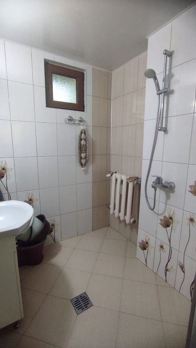 Продава се Двустаен апартамент в Разград, Център - 68 кв.м за 900 €/кв.м - Снимка #2