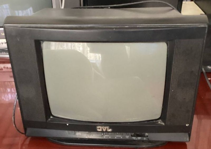 Телевизор на запчвсти