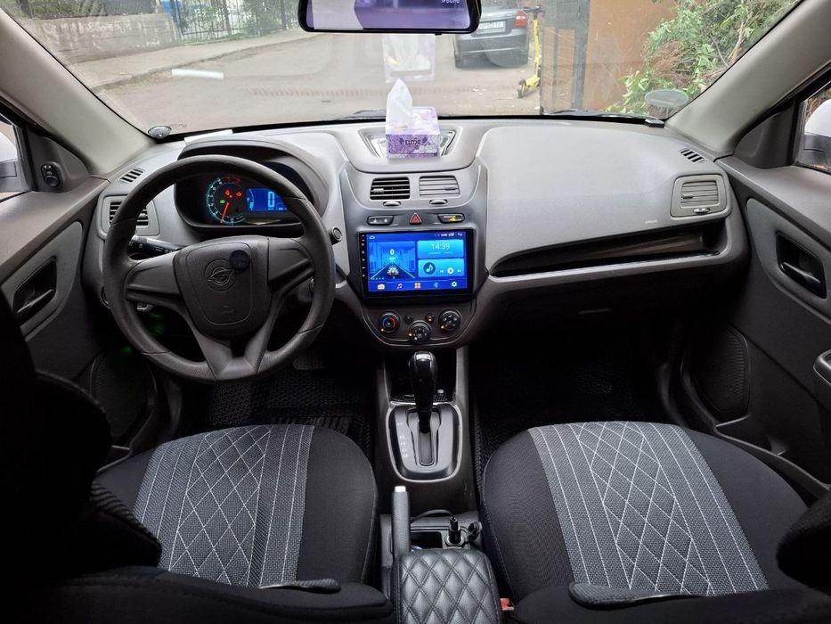 Кобальт автомат белая  2018