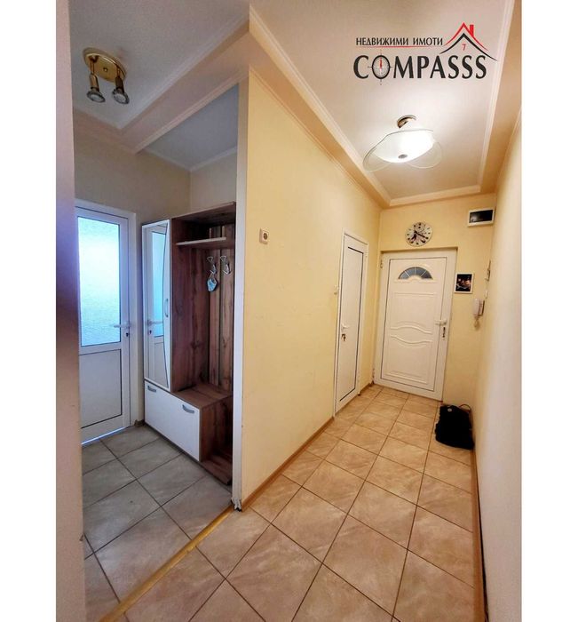 Продава се Двустаен апартамент в Добрич, Христо Ботев - 62 кв.м за 872 €/кв.м - Снимка #2