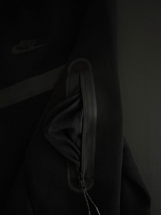 Nike Tech Fleece - размери S & M