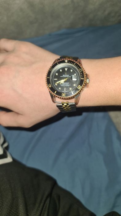 Продаю Ролекс  в хорошем состоянии