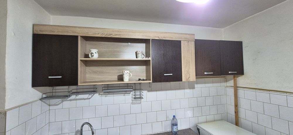 Vind mobila de bucatarie