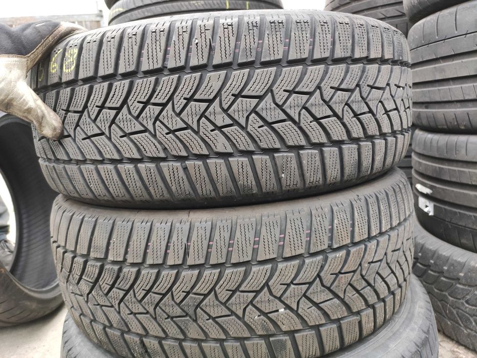 2бр Зимни гуми 215 55 17 - Dunlop - DOT 2023