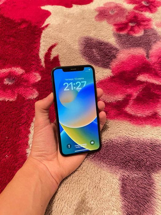 Продам срочно iPhone X 64GB