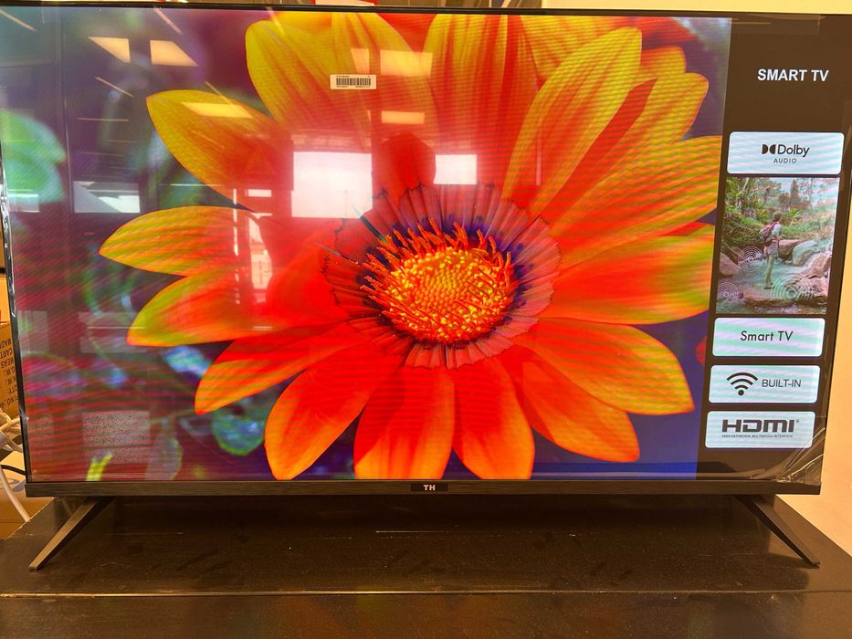 Продава се ЧИСТО НОВ 43” LED Smart TV / Brand New 43” LED Smart TV for Sale