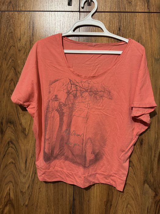 Женские Футболки по 5000 сум