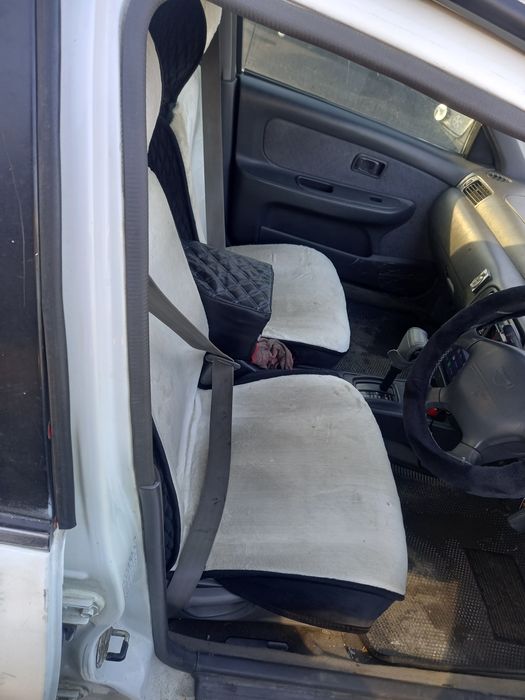 Продам авто мобиль нисан сани