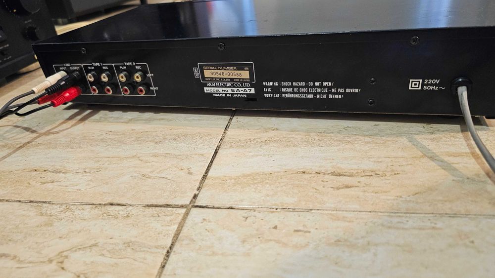 Egalizator Akai EA-A7 cap de serie, partial defect. Test video!