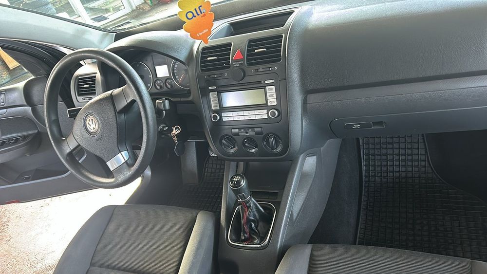 Продавам VW Golf 5
