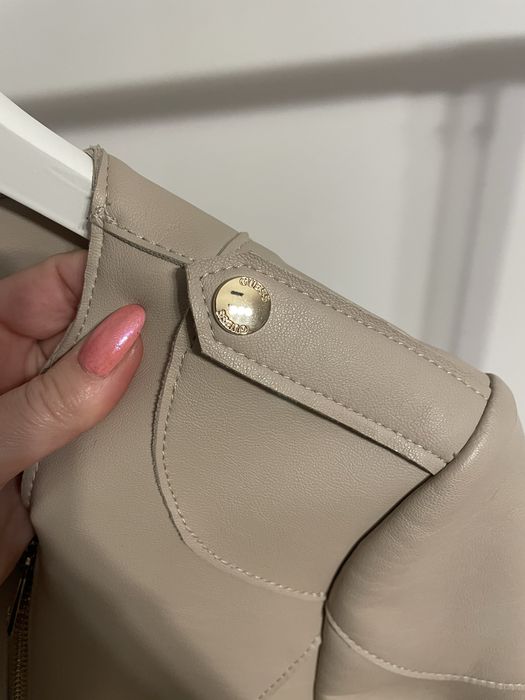 Geaca originala Guess