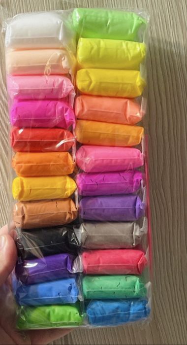 Plastilina  set 24 culori, ustensile incluse