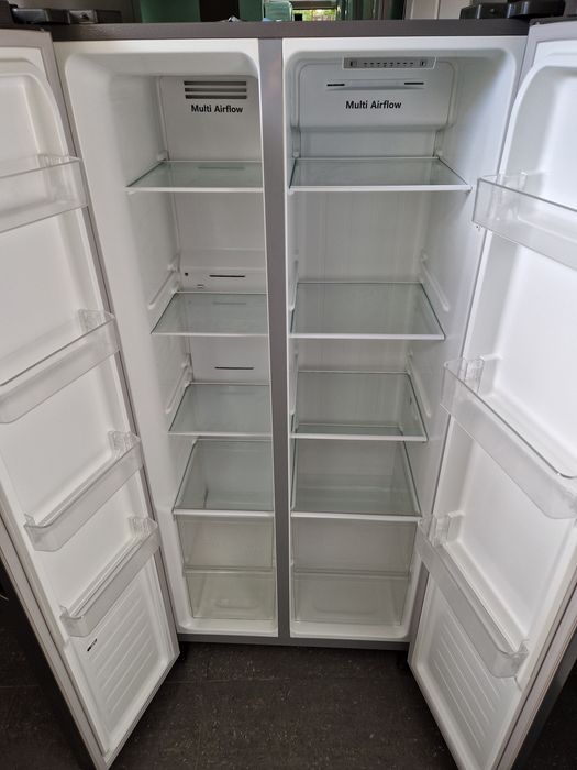 Двукрилен Хладилник Exclusive A++ No Frost Invertor