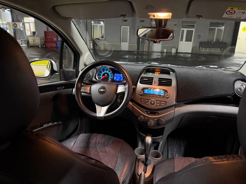 Chevrolet spark avtomat