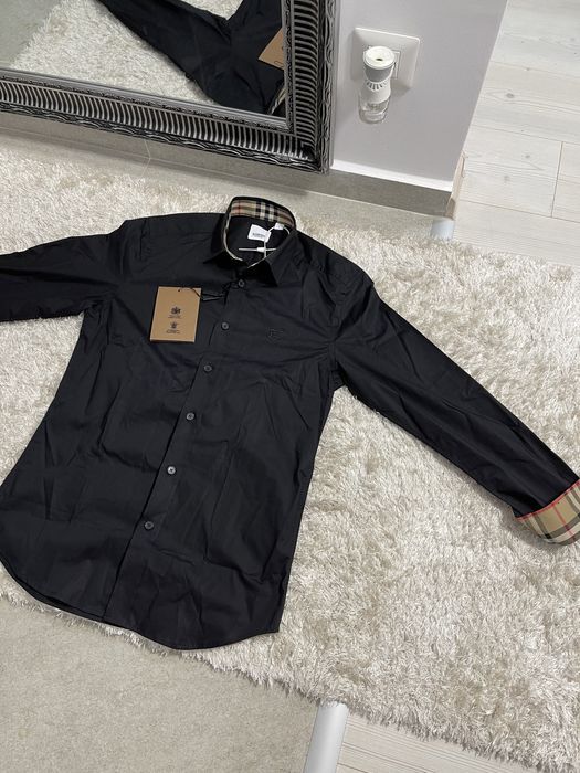 Camasa Burberry colectie noua