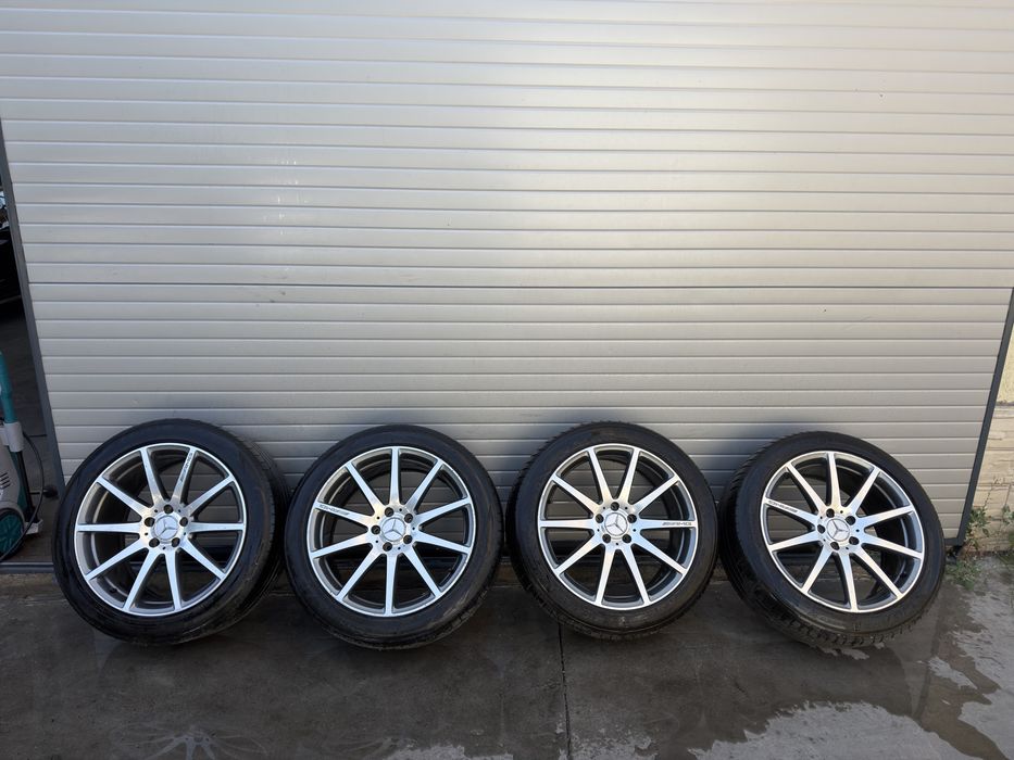 Продавам комплект джанти с гуми. Mercedes OEM AMG 5x112 19