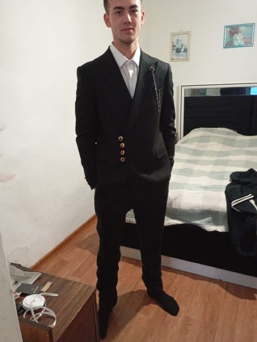 Классический костюм