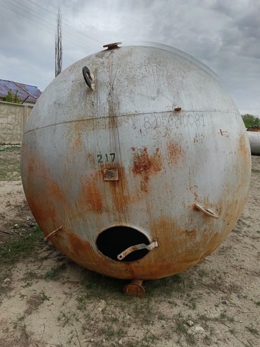Продам ёмкость 16 куб