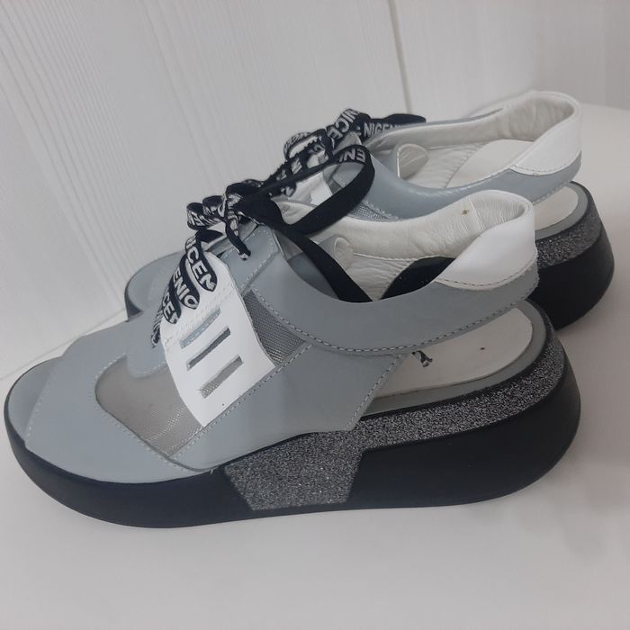 Продам обувь стильные