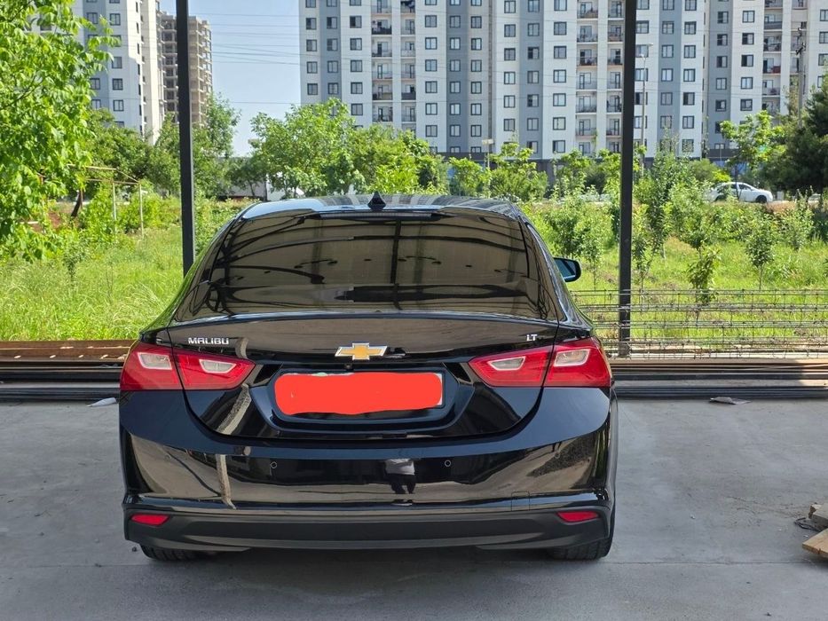 Malibu sotladi narxi 16000$ yil 2018