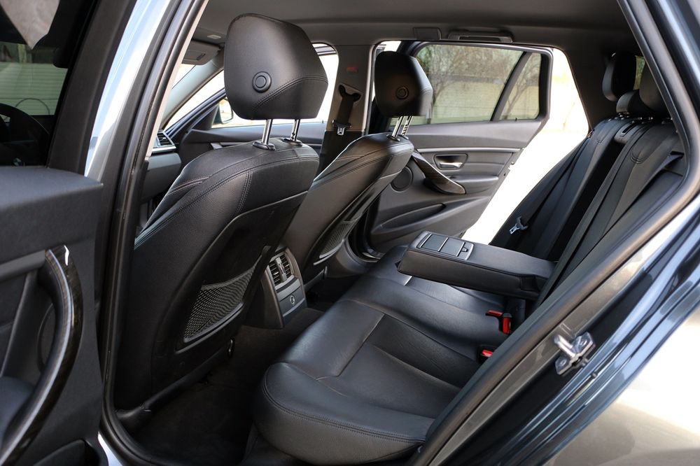 Bmw 320d/f31/bixenon Adaptive/lane asist/2 butoane/soft closs