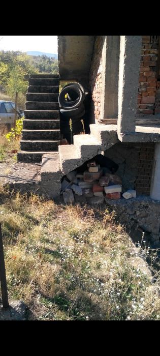 Продавам вила/къща