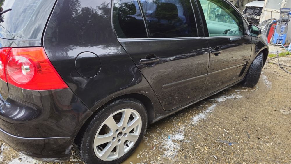 VW Golf 5 2.0 TDI DSG BKD – Distribuție sărită – 1000€ Neg