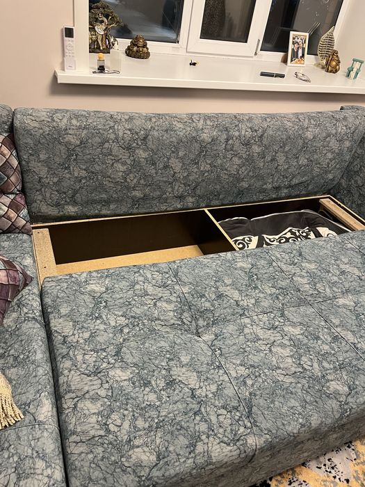 Продам угловой диван 3 м