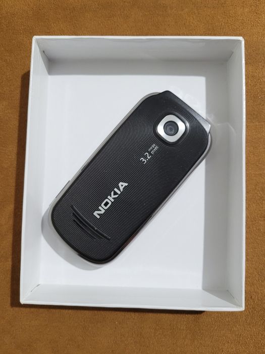 Продам Nokia 7230