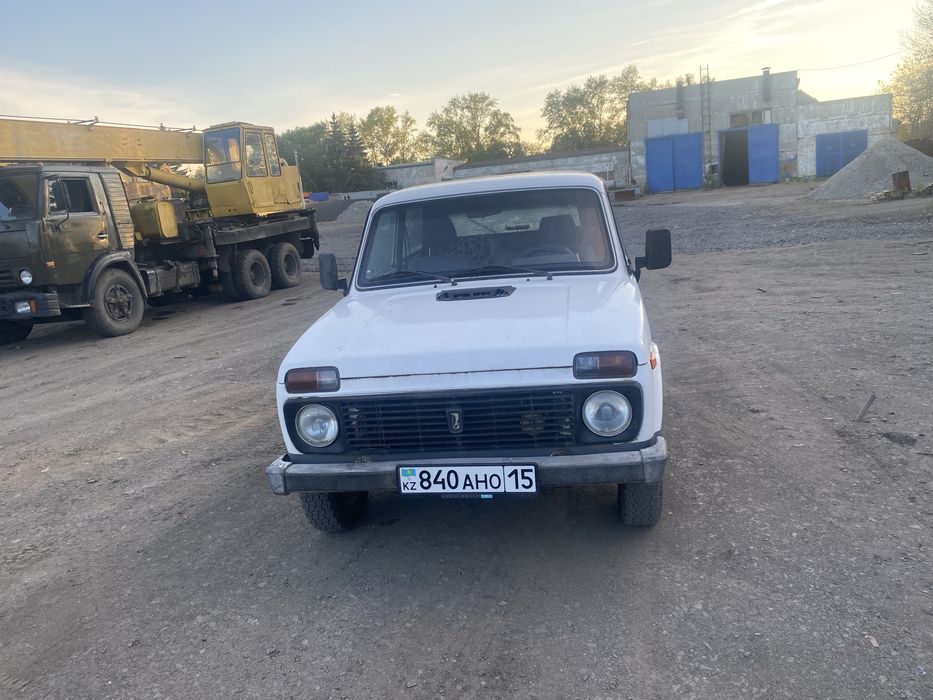 Обменяю ниву на сидан на автомате