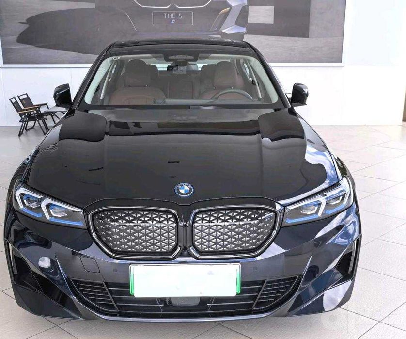 BMW i3  40l night sport RESTAYLING 2026!