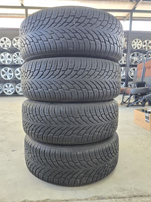 4 Броя 235/55/19 Nokian 2x7,2mm 2x6,8mm