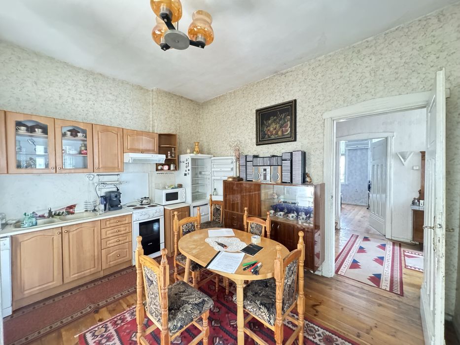 Продава се Етаж от къща в Русе, Дружба 1 - 118 кв.м за 584 €/кв.м - Снимка #16