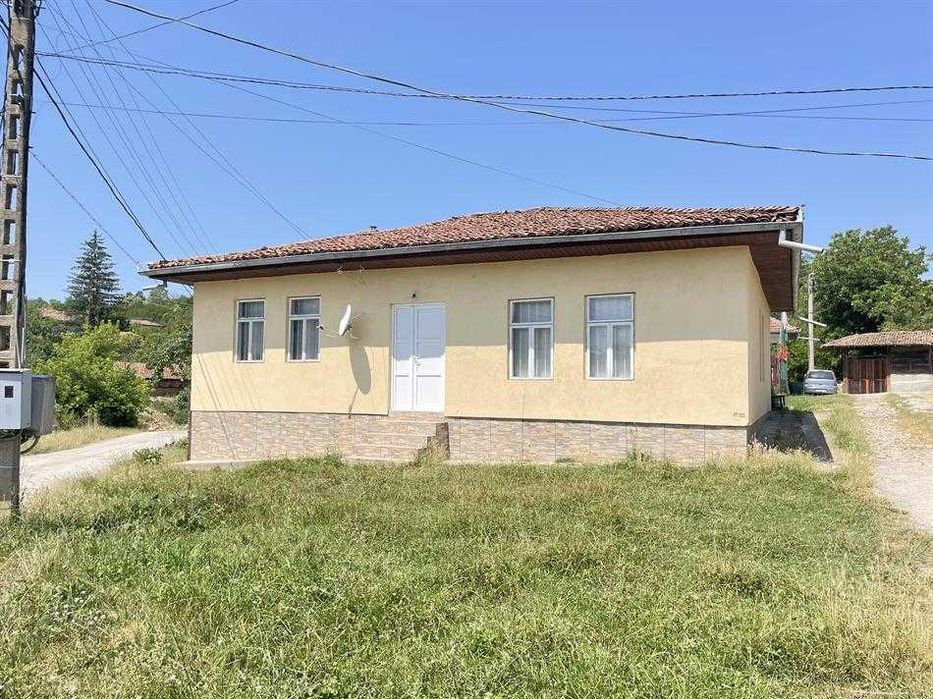 Продава се: къща в Еленския Балкан