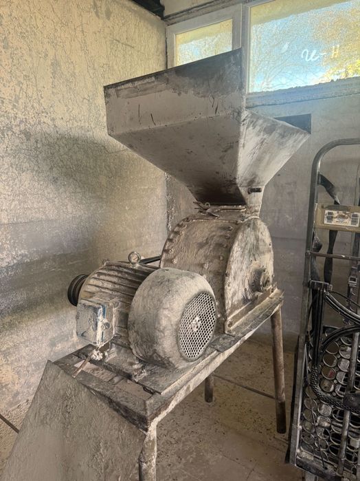 Трифазна Фуражомелка