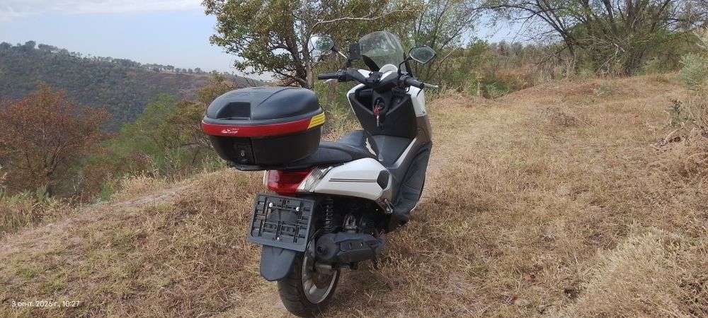 Продам копию yamaha nmax