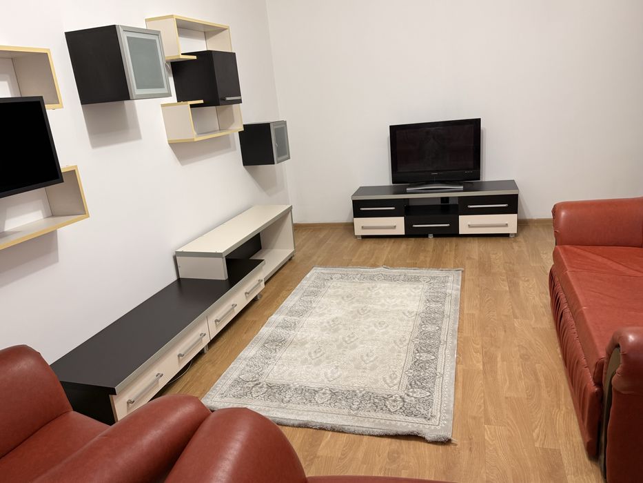 Vând apartement 2 camere etajul 3