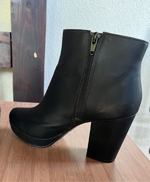 Botine New Look,mar 38,piele ecologica negru mat