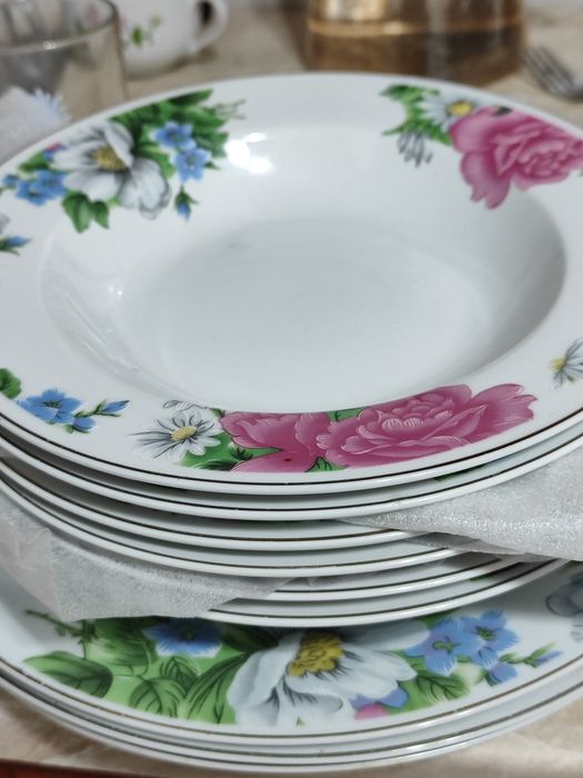 Продам чайно -  столовый сервиз