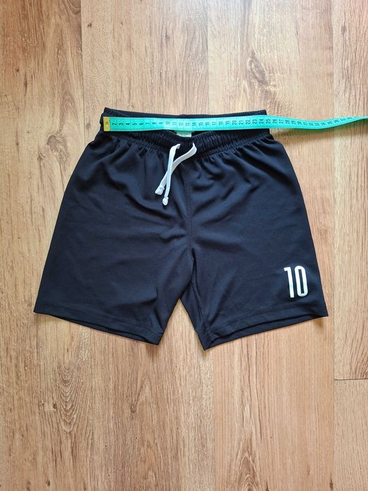 Set de fotbal H&M marime 6-8 ani