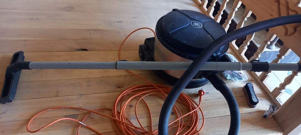 продается пылесо