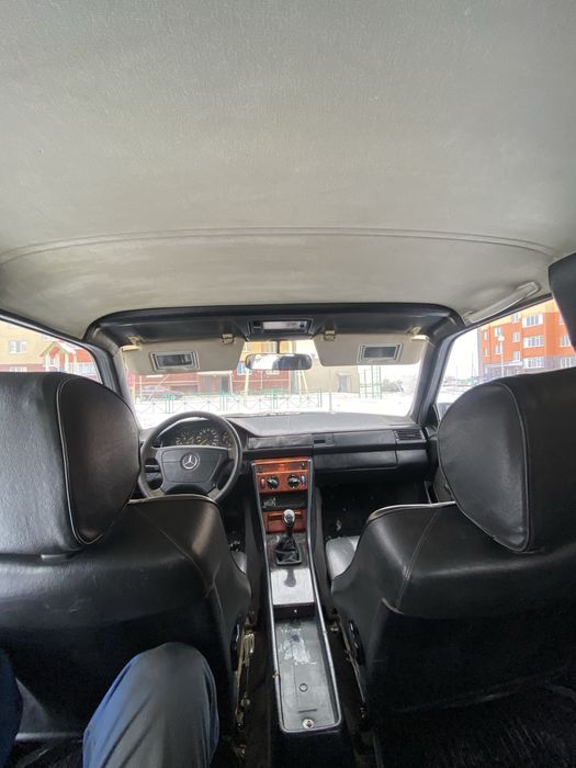 Мерседес 124 е230 до рест