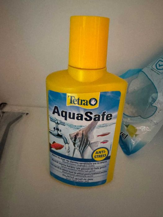 Setup acvariu 50L cu filtru si toate necesare inafara de plante, nefolosit