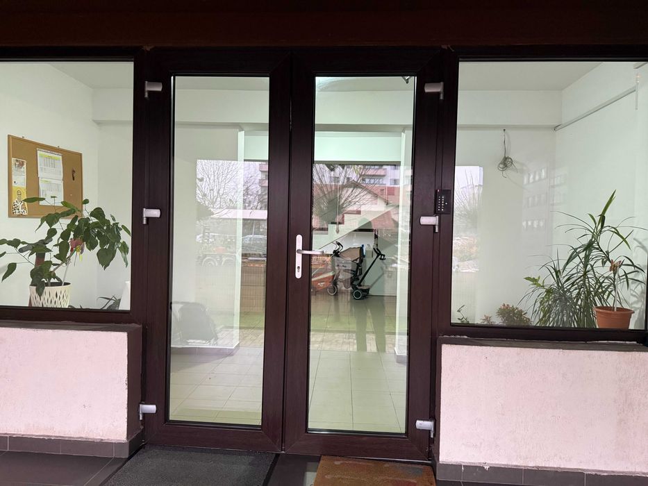Inchiriez garsoniera Rm Valcea Dem Radulescu