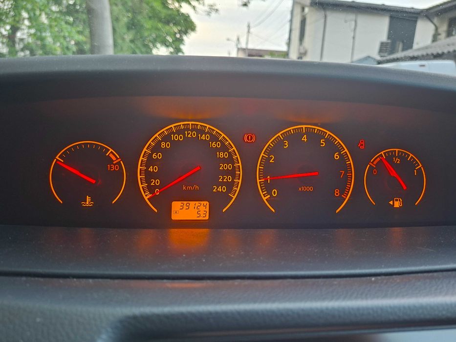 Nissan primera 2006