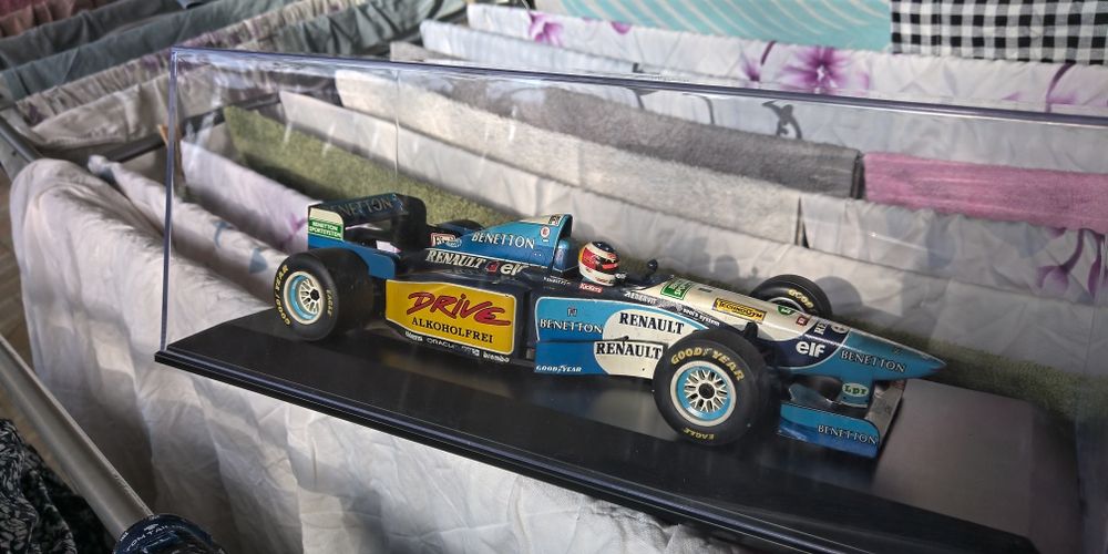 1:18 1995 Benetton Michael Schumacher Formula 1 macheta F1 Minichamps