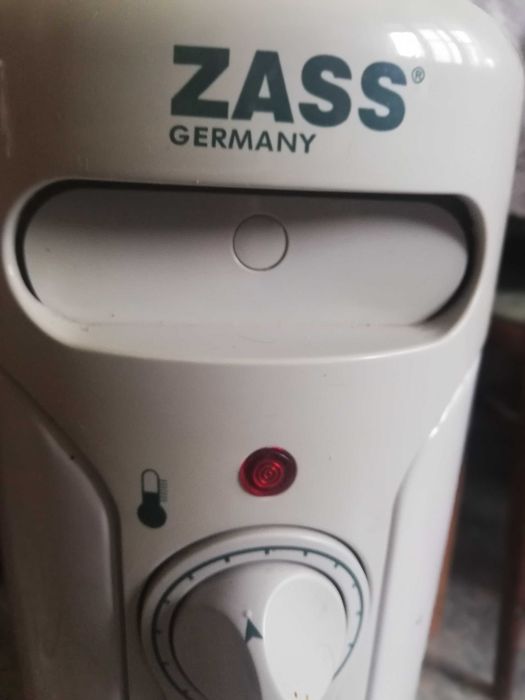 Продам б/у маслянный, электрообогреватель ZASS