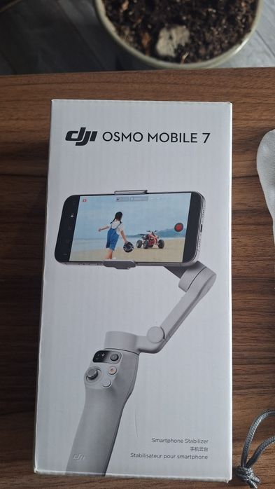 DJI Osmo Mobile 7