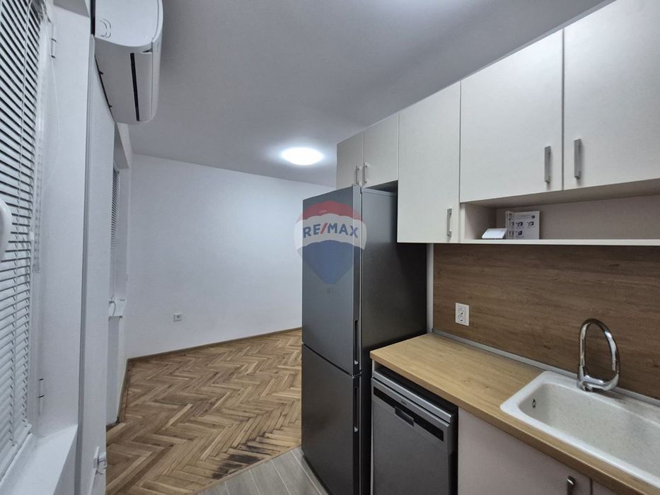 Дава се под наем Тристаен апартамент в Варна, Трошево - 92 кв.м за 498.27 € - Снимка #1