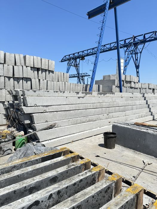 Железобетонные опора, столбa. Beton stalba